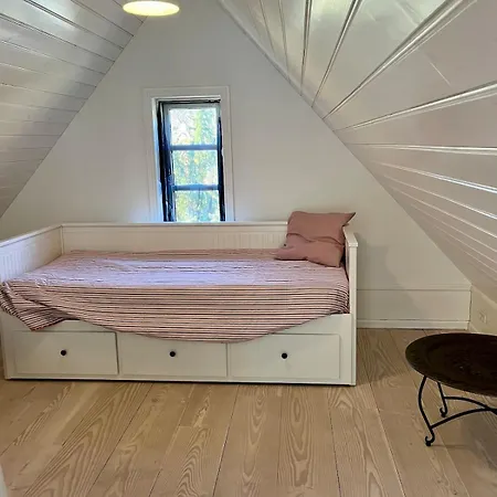 Casa vacanze Gedserhuset - Unique Summerhouse Near Nature And