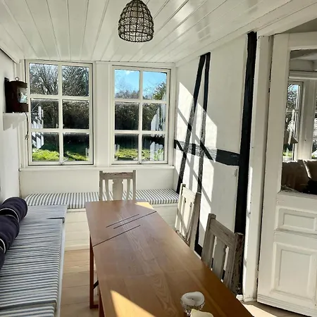 Gedserhuset - Unique Summerhouse Near Nature And Ferienhaus *